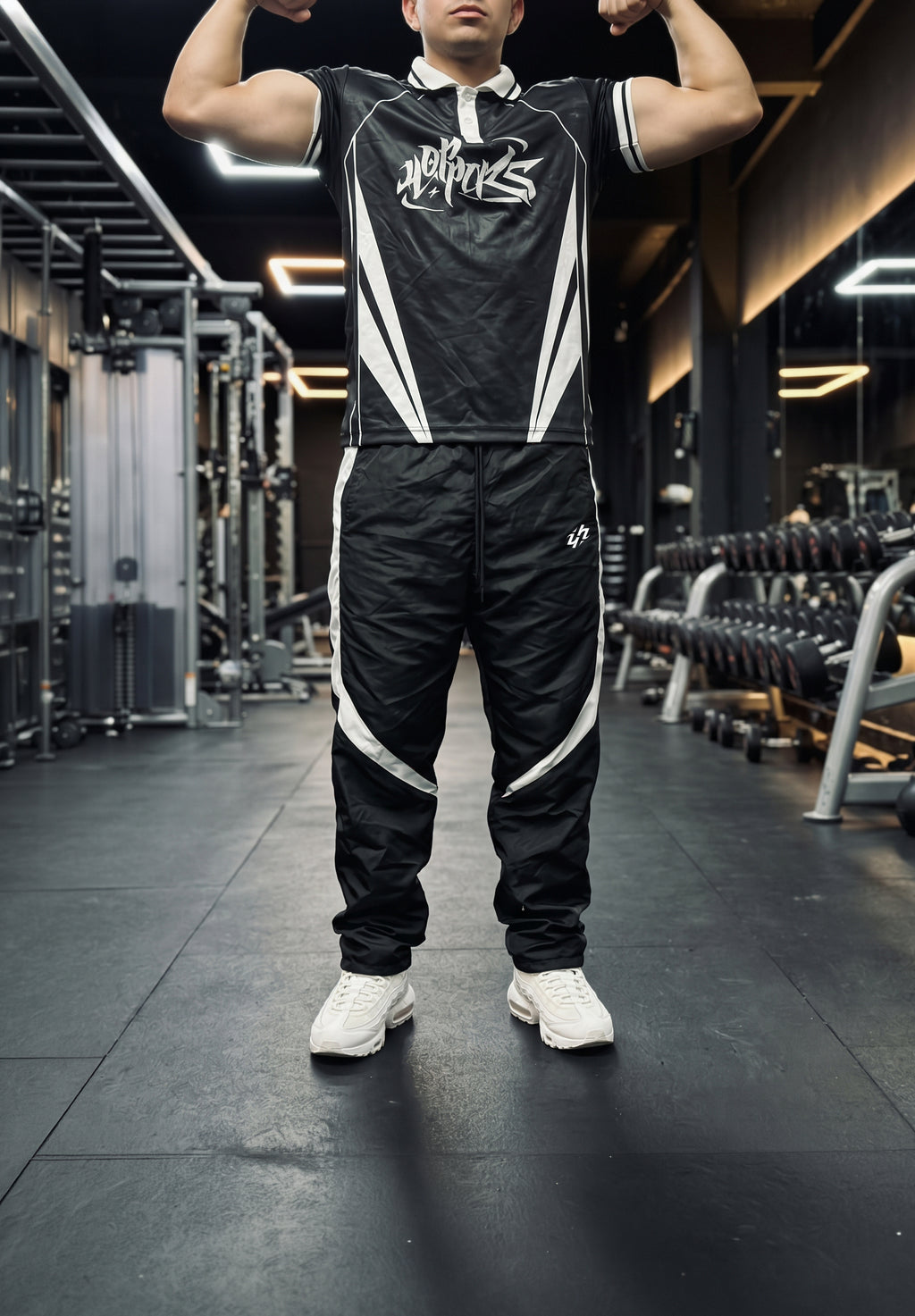Track Pants Picos Hoppers negro con paneles blancos - detalle lateral